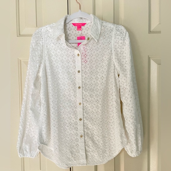 Lilly Pulitzer Sea Breeze eyelet button down top NWT - Picture 1 of 7
